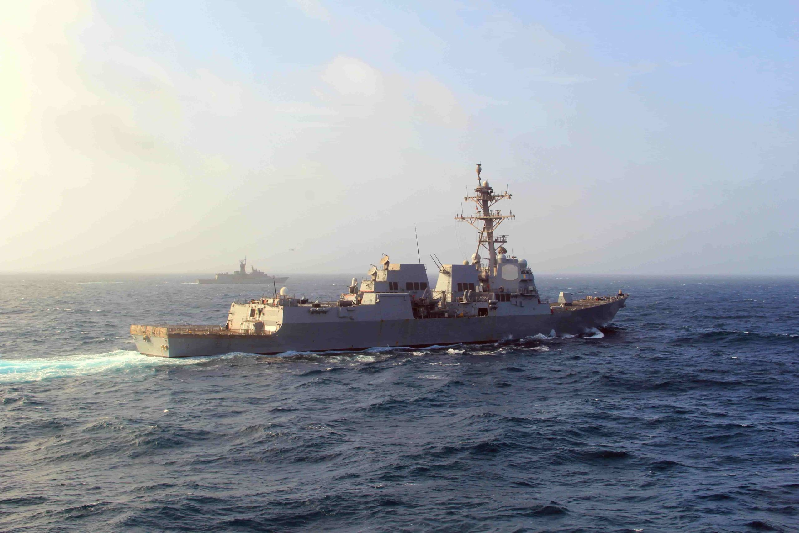 USS Mason off the coast of Yemen.  Photo by Mass Communications Specialist 3rd Class Janweb B. Lagazo.