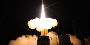 On June 29th Lockeed Martin conducted a successful flight test of the Terminal High Altitude Area Defense (THAAD) Weapon System at the Pacific Missile Range Facility on Kauai, Hawaii.  (PRNewsFoto/Lockheed Martin)